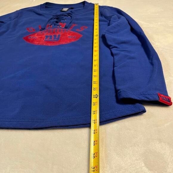 NFL Team Apparel NY Giants Sweatshirt Women's L Cute Lace Up Neckline Poet Fuzz - Picture 7 of 8